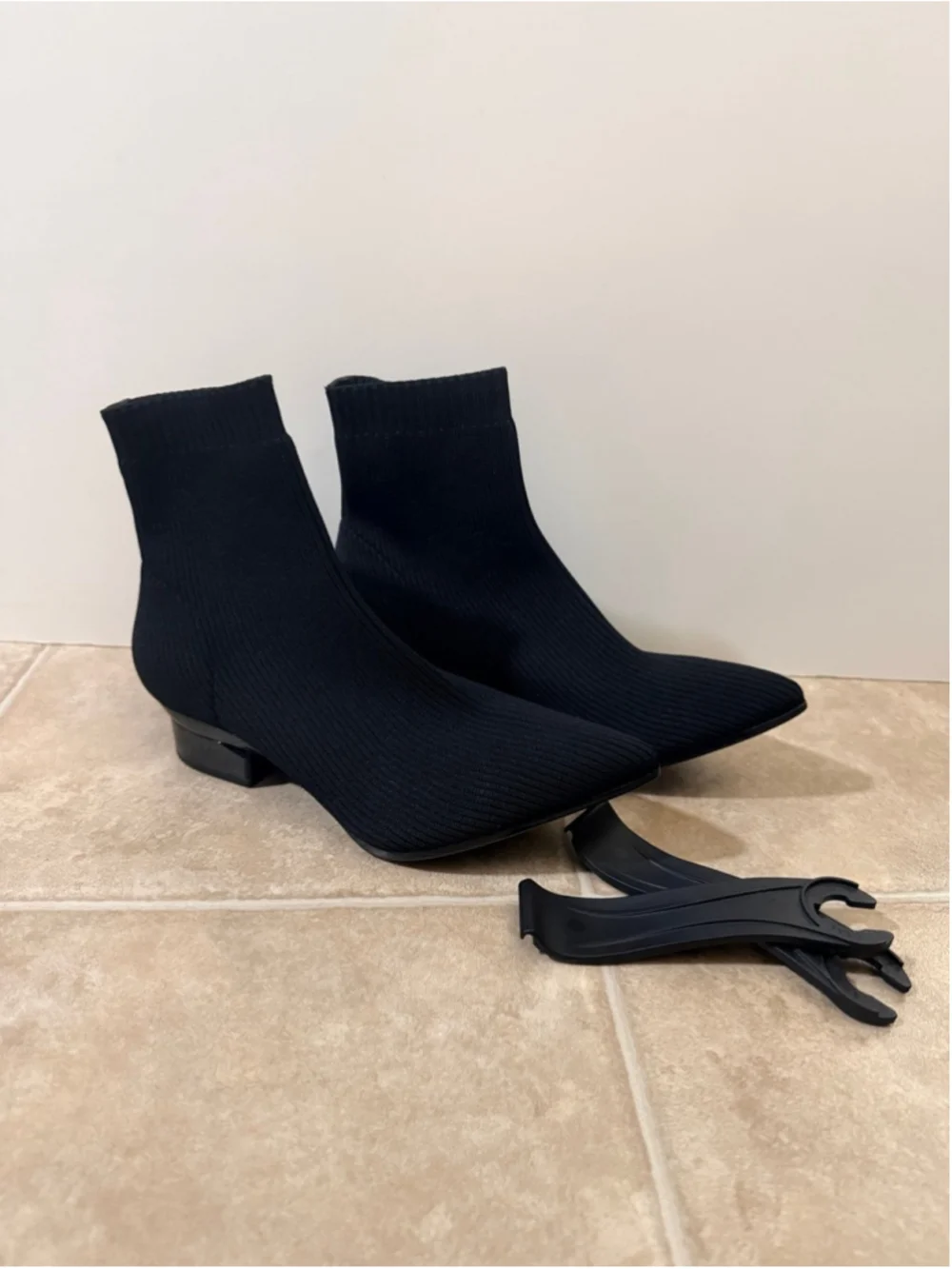 Pashion Footwear Convertible Heels Size 8 Coal Knit Booties